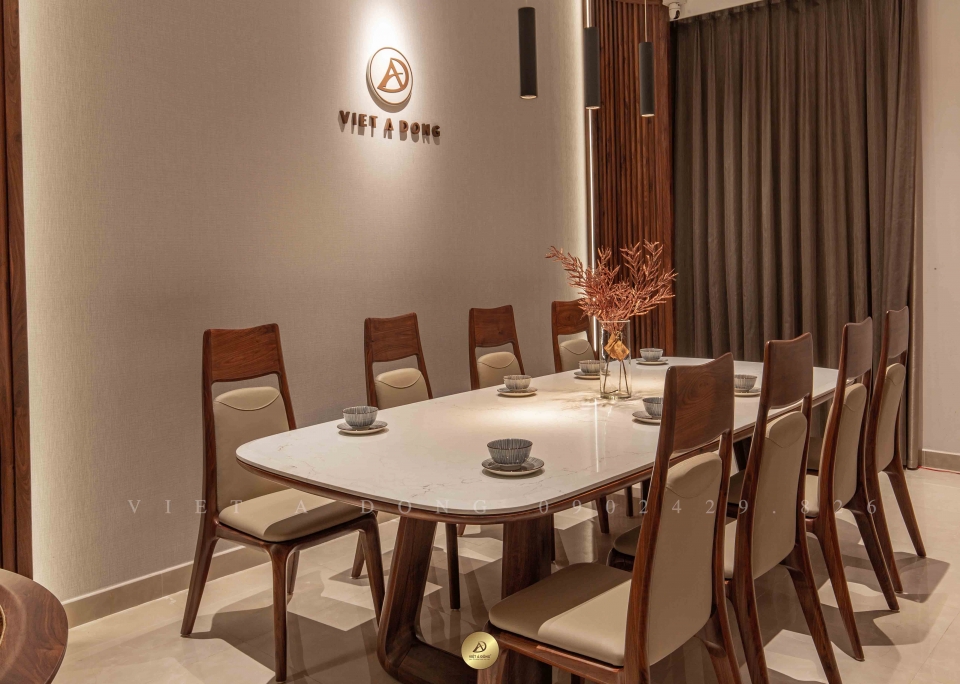 Bàn ăn gỗ óc chó CHARM BA - 20